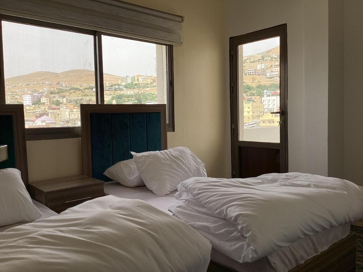 Zaina Apt Apartment Wadi Musa Exterior photo